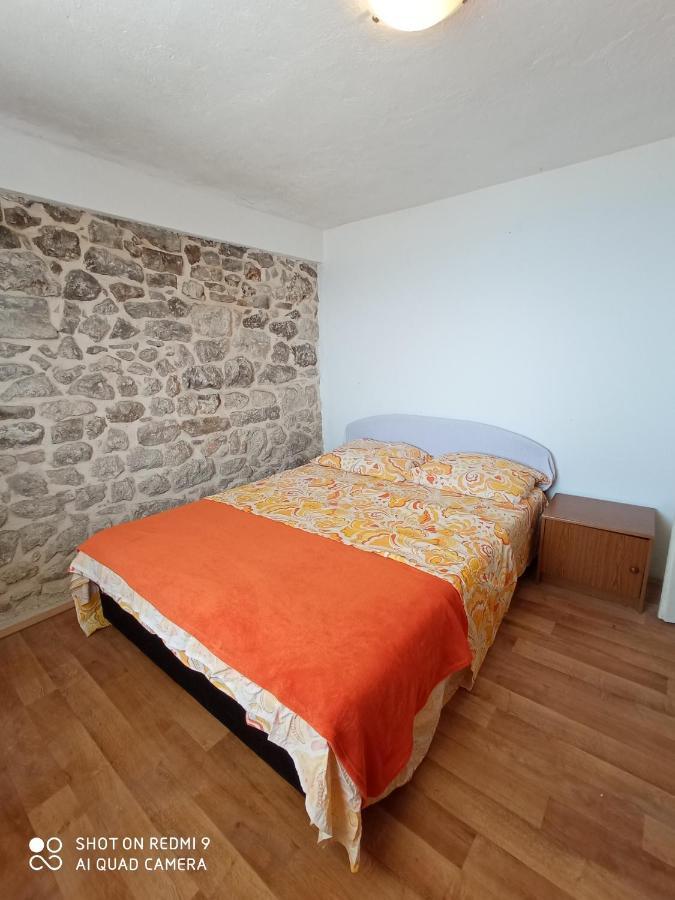 Apartman Anna Podstrana Luaran gambar